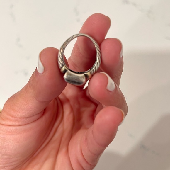 David Yurman - Noblesse Ring w/ Blue Topaz 14K Gold - Picture 3 of 4